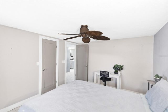 5320 MOELLER AVENUE, Sarasota, FL 34233