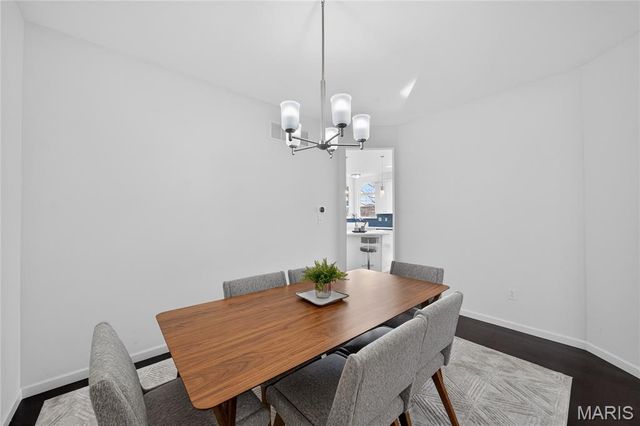 100 Wyndcrest Court, Lake St Louis, MO 63367