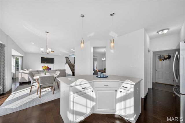 100 Wyndcrest Court, Lake St Louis, MO 63367