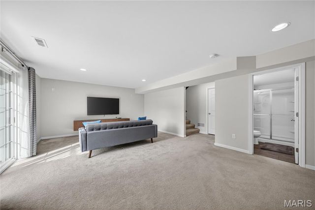 100 Wyndcrest Court, Lake St Louis, MO 63367