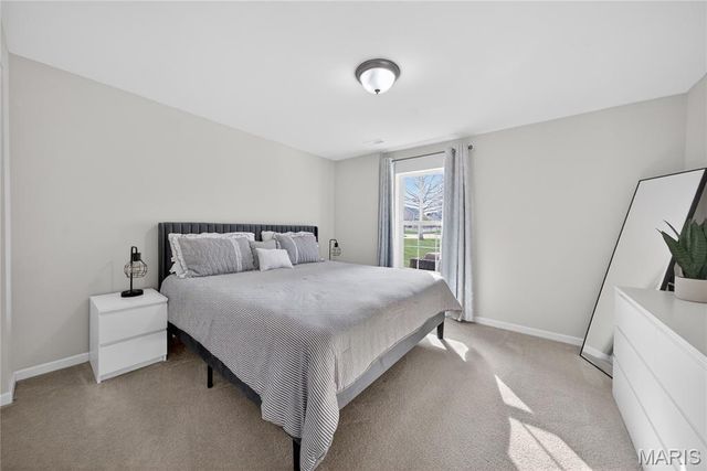 100 Wyndcrest Court, Lake St Louis, MO 63367