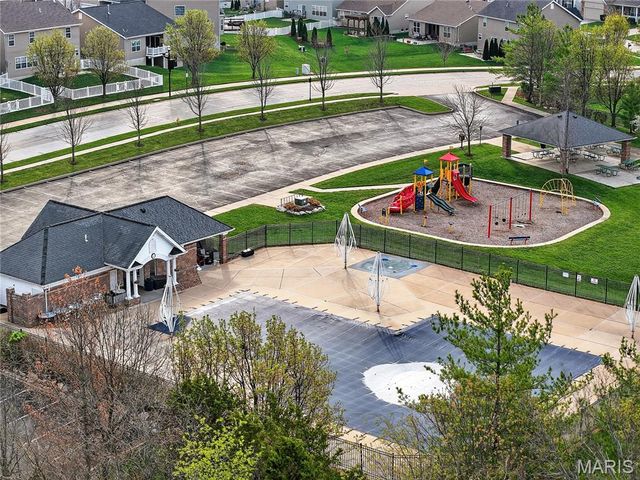 100 Wyndcrest Court, Lake St Louis, MO 63367