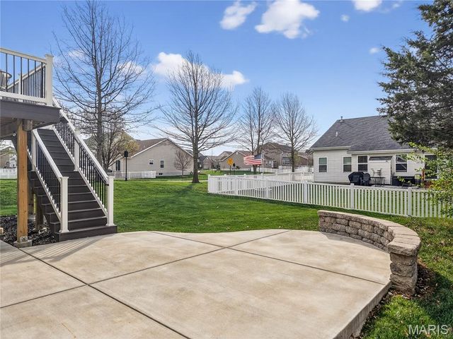 100 Wyndcrest Court, Lake St Louis, MO 63367