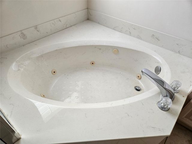 2421 E DEL WEBB BOULEVARD, Sun City Center, FL 33573