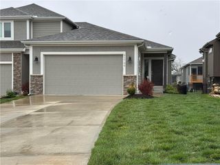 31726 W 83rd Court, De Soto, KS 66018