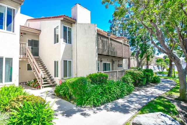 16521 Grunion Lane 206, Huntington Beach, CA 92649