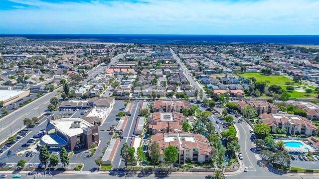 16521 Grunion Lane 206, Huntington Beach, CA 92649