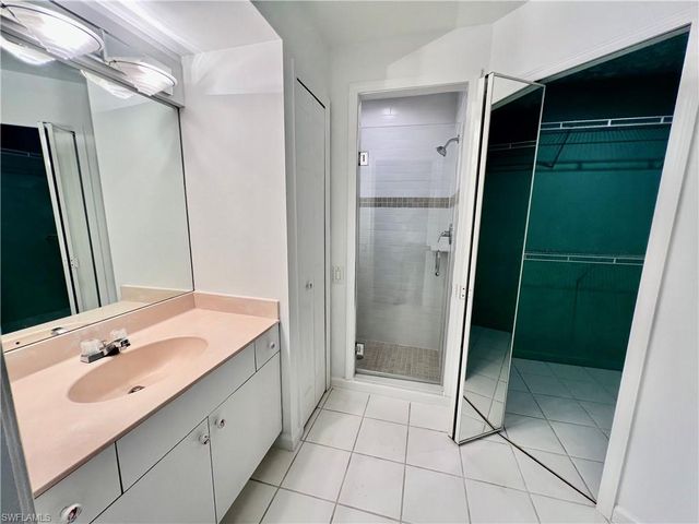 500 Lake AVE, Lehigh Acres, FL 33972