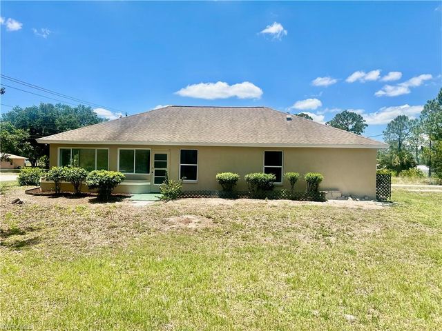 500 Lake AVE, Lehigh Acres, FL 33972
