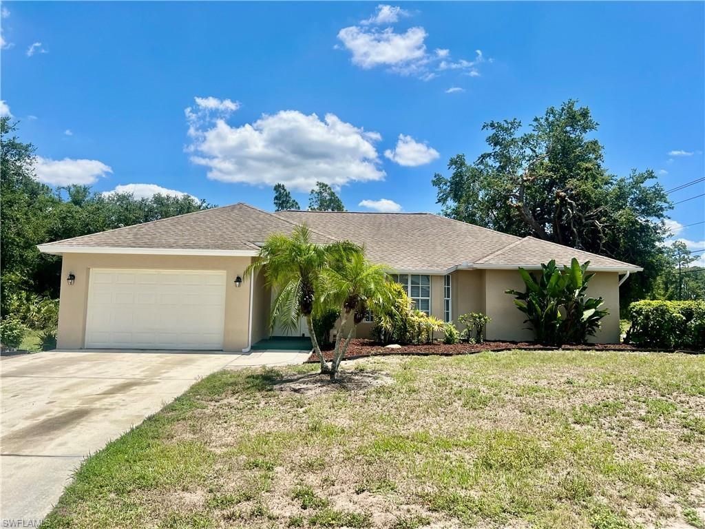 500 Lake AVE, Lehigh Acres, FL 33972