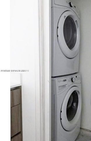 600 NE 27th St 2001, Miami, FL 33137