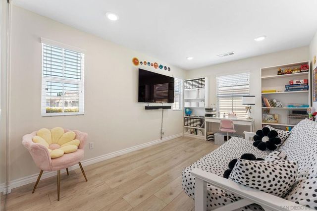 1287 White Oak Court, El Cajon, CA 92020