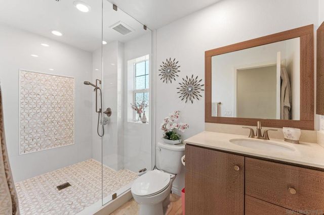 1287 White Oak Court, El Cajon, CA 92020