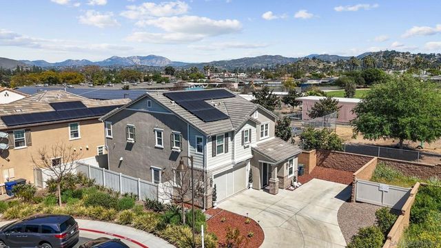 1287 White Oak Court, El Cajon, CA 92020