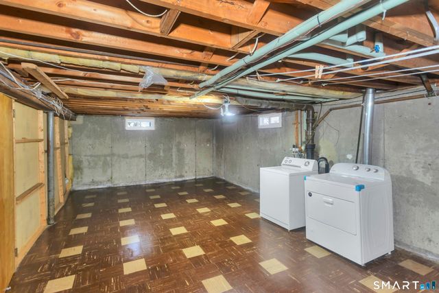 31 Sharren Lane, Enfield, CT 06082