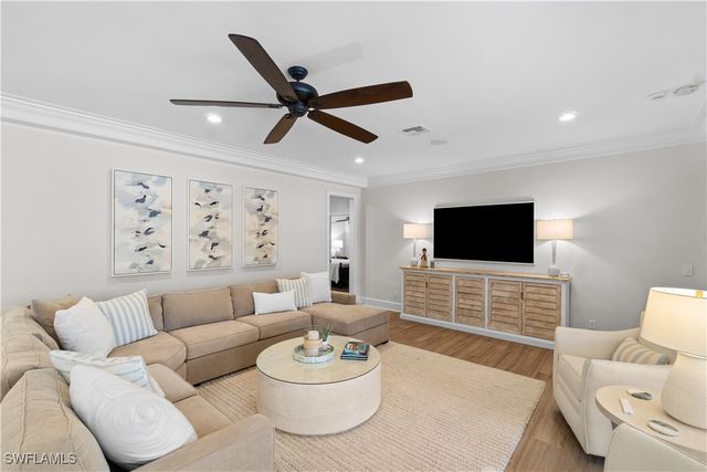 535 Anchor Rode DR, Naples, FL 34103