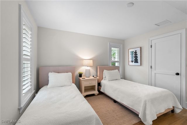 535 Anchor Rode DR, Naples, FL 34103