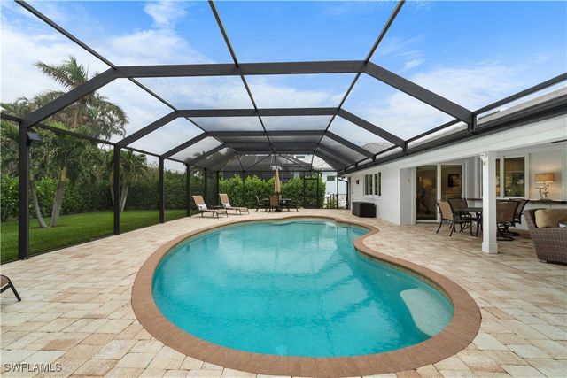 535 Anchor Rode DR, Naples, FL 34103