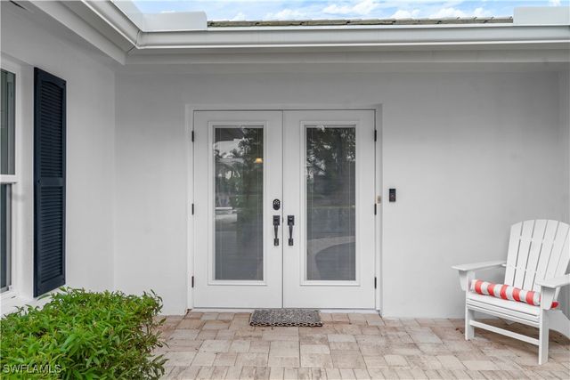 535 Anchor Rode DR, Naples, FL 34103