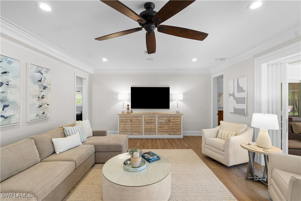 535 Anchor Rode DR, Naples, FL 34103