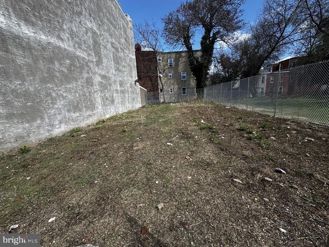 1935-37 W DIAMOND ST, Philadelphia, PA 19121