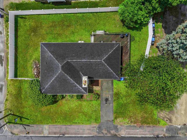 222 Calef Road, Manchester, NH 03103