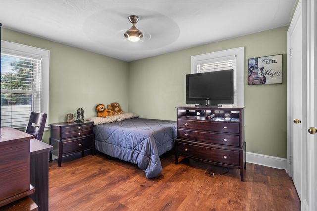 222 Calef Road, Manchester, NH 03103