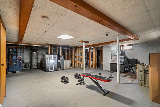 222 Calef Road, Manchester, NH 03103