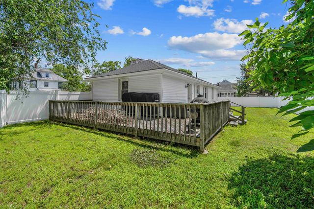 222 Calef Road, Manchester, NH 03103