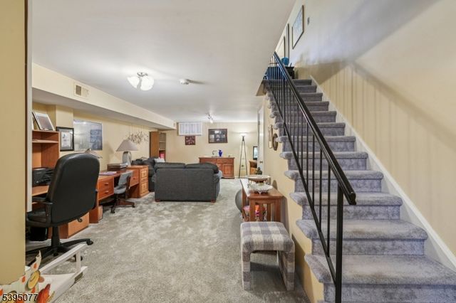 181 Long Hill Rd K-5, Little Falls Twp., NJ 07424