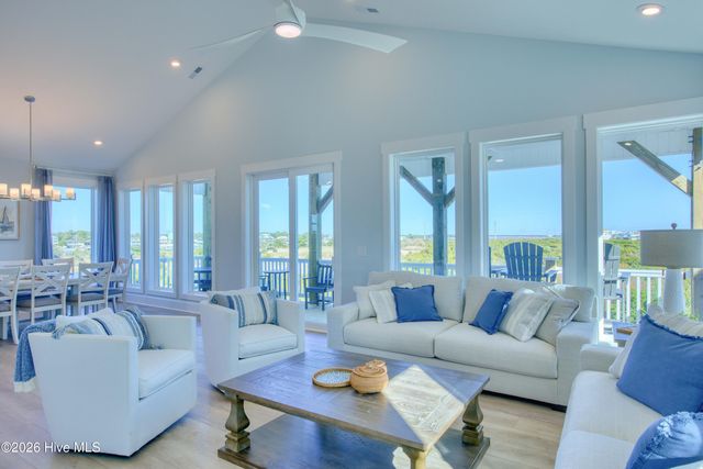 117 Lacosta Place, Sneads Ferry, NC 28460