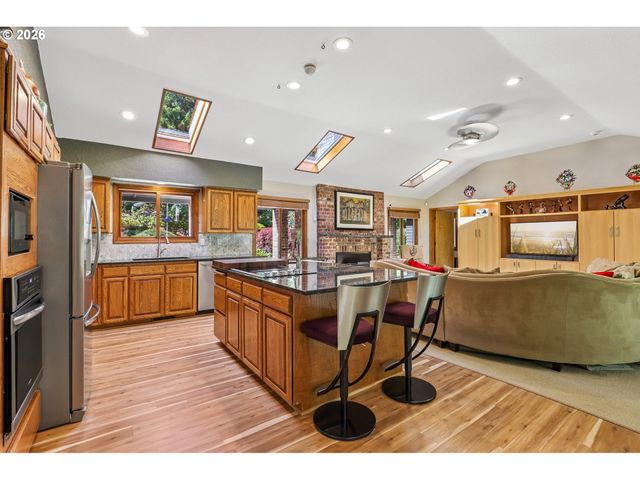 19016 Ne COLE WITTER Rd, Battle Ground, WA 98604