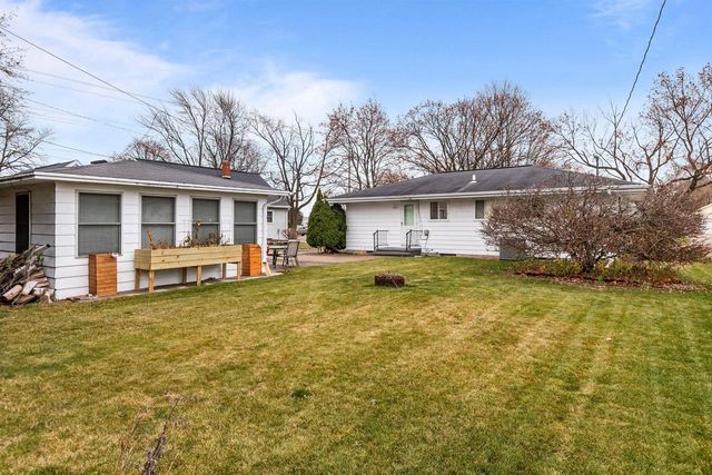 1920 E FRANCES STREET, Appleton, WI 54911