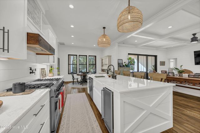 607 Harper Avenue, Carolina Beach, NC 28428