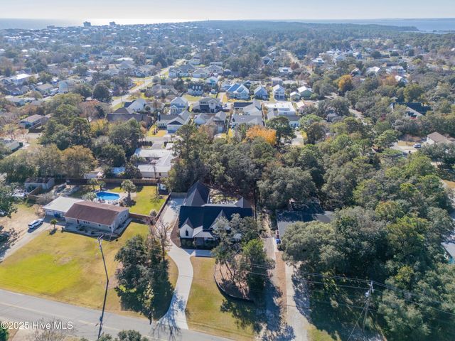 607 Harper Avenue, Carolina Beach, NC 28428