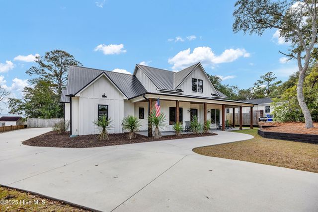 607 Harper Avenue, Carolina Beach, NC 28428