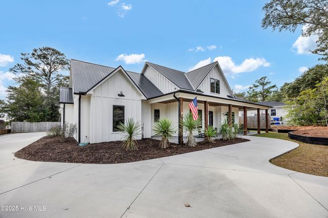 607 Harper Avenue, Carolina Beach, NC 28428