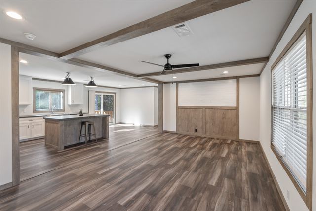 9603 County Road 2404, Kemp, TX 75143