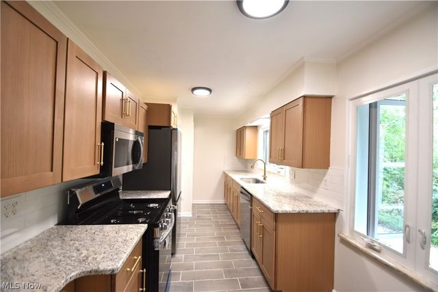 5347 Old Oxford Lane, Youngstown, OH 44512