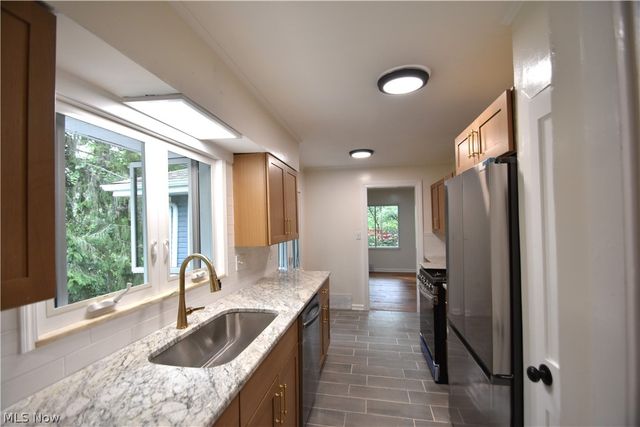 5347 Old Oxford Lane, Youngstown, OH 44512