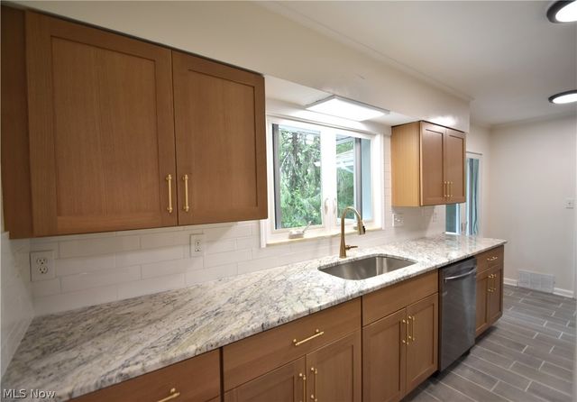 5347 Old Oxford Lane, Youngstown, OH 44512