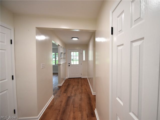 5347 Old Oxford Lane, Youngstown, OH 44512