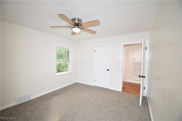 5347 Old Oxford Lane, Youngstown, OH 44512