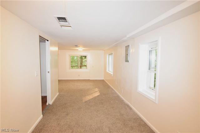 5347 Old Oxford Lane, Youngstown, OH 44512