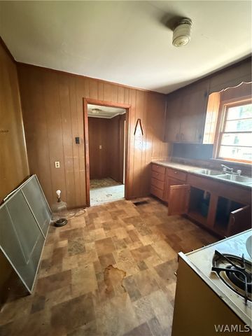 40 Washington, Tuscaloosa, AL 35401