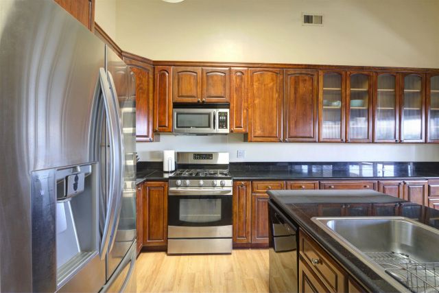 6115 CARLING WAY, San Diego, CA 92115