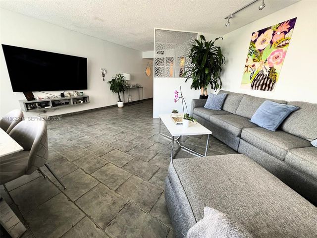2750 NE 183rd Street 2707, Aventura, FL 33160