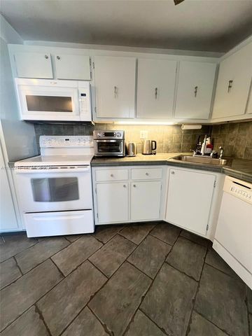 2750 NE 183rd Street 2707, Aventura, FL 33160
