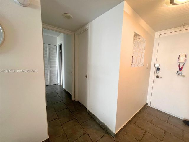 2750 NE 183rd Street 2707, Aventura, FL 33160