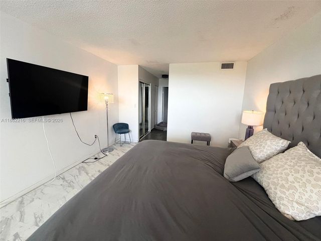 2750 NE 183rd Street 2707, Aventura, FL 33160
